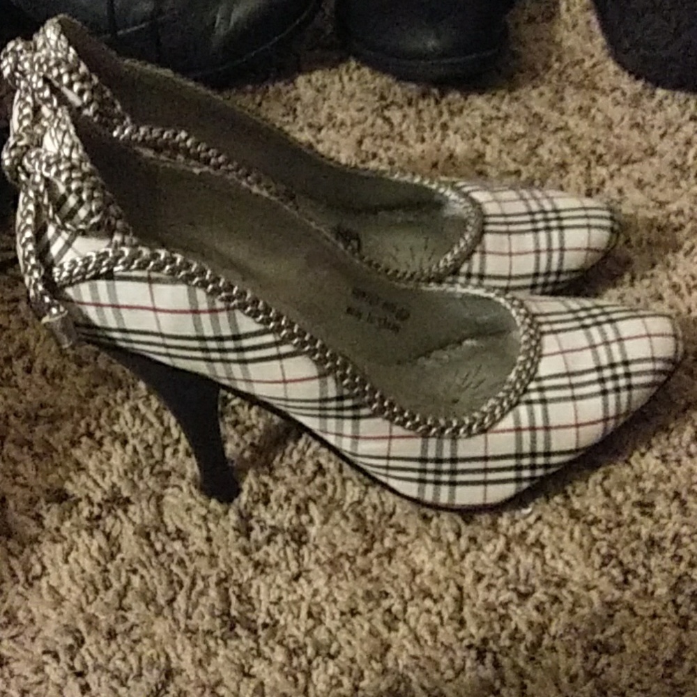 cute heels